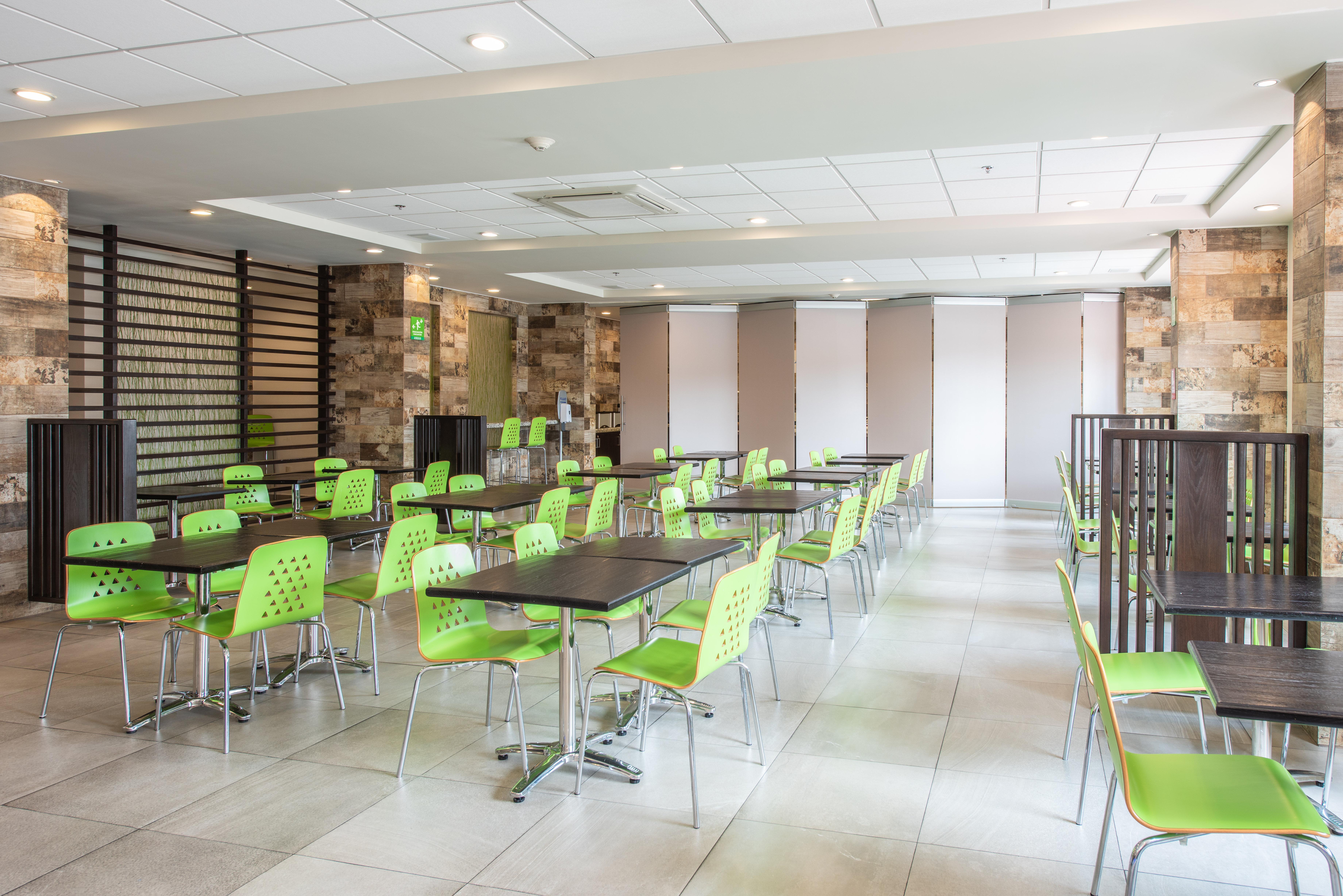 Holiday Inn Express And Suites Celaya By Ihg Exterior photo
