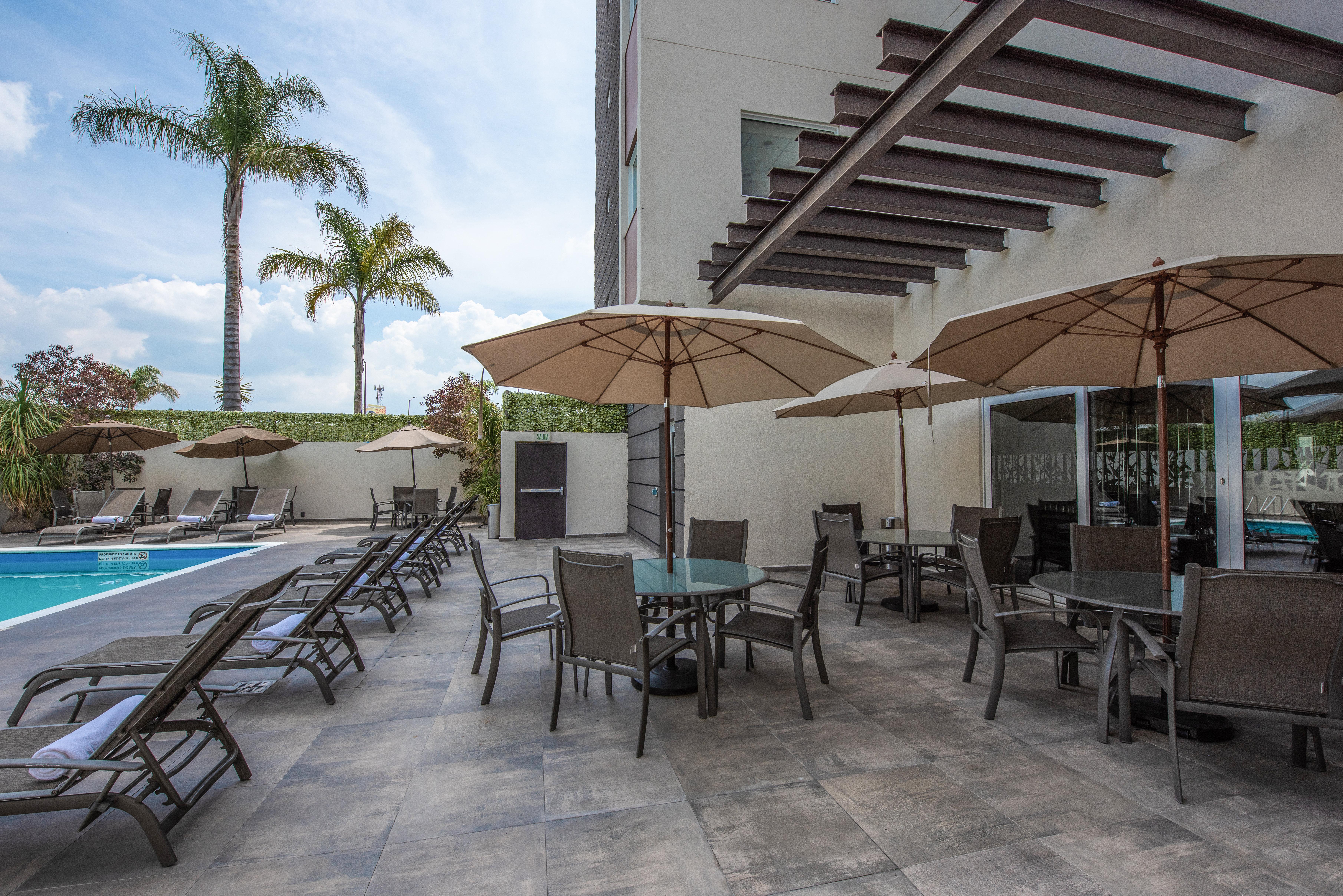 Holiday Inn Express And Suites Celaya By Ihg Exterior photo
