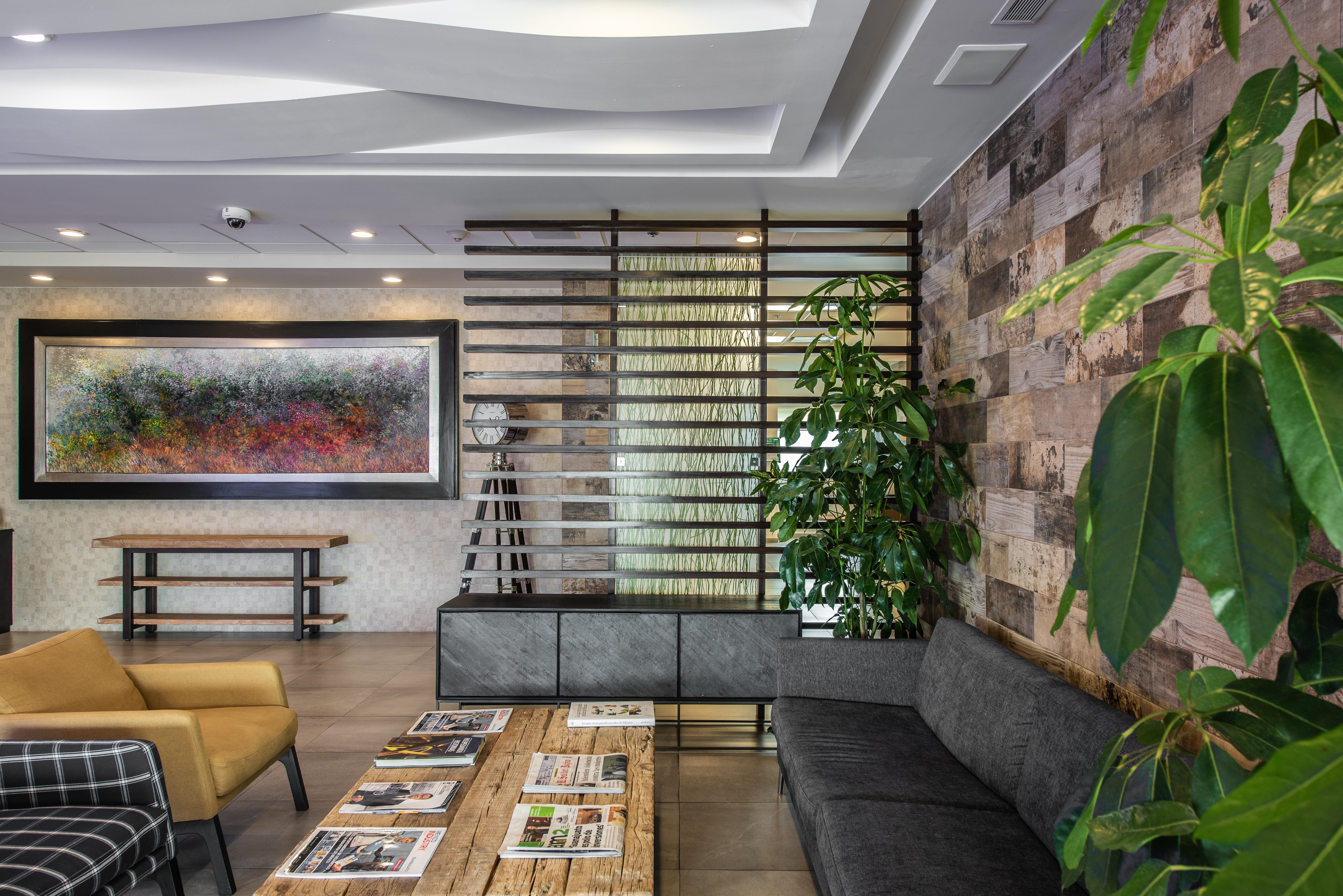 Holiday Inn Express And Suites Celaya By Ihg Exterior photo